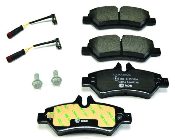 BRAKE PAD SET  DISC BRAKE - HELLA