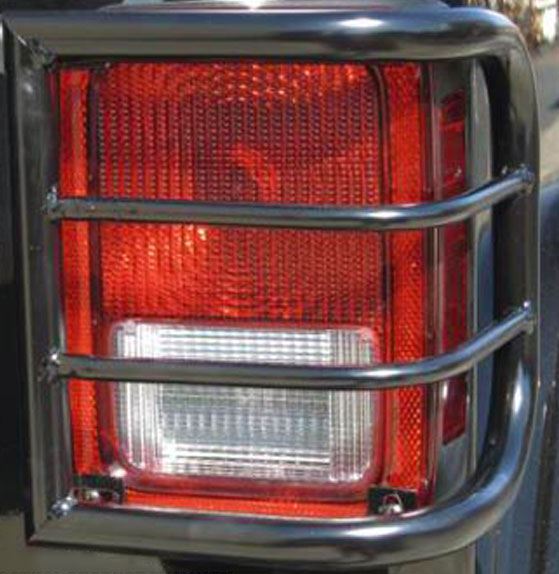 TAIL LIGHT GUARD BLACK - TRAILFX